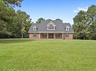 535 Graves Rd, Ellisville, MS 39437