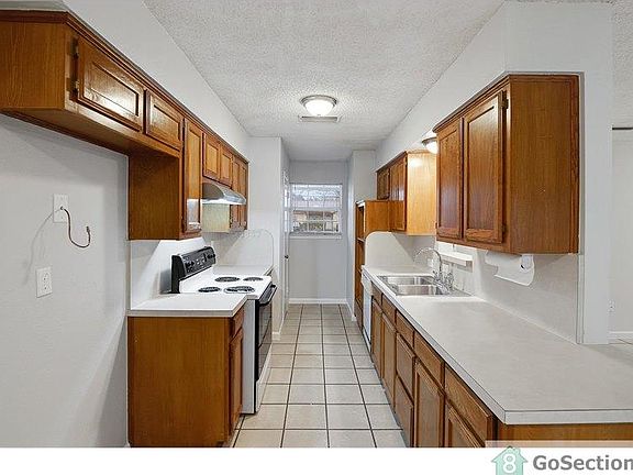 4th image of 1226 Mars St