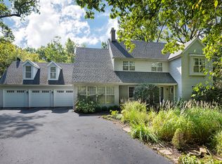 2765 Forest Glen Trl, Riverwoods, IL 60015