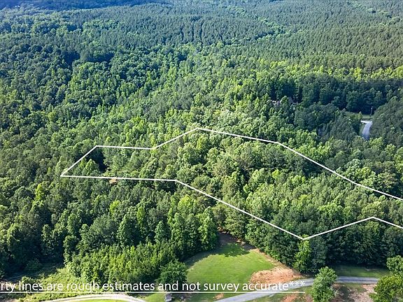 3rd image of 2025 Soap Creek Rd