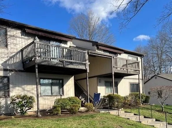 119 Village Road #H, Yorktown Heights, NY 10598