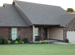 513 Wycliffe Dr, Searcy, AR 72143