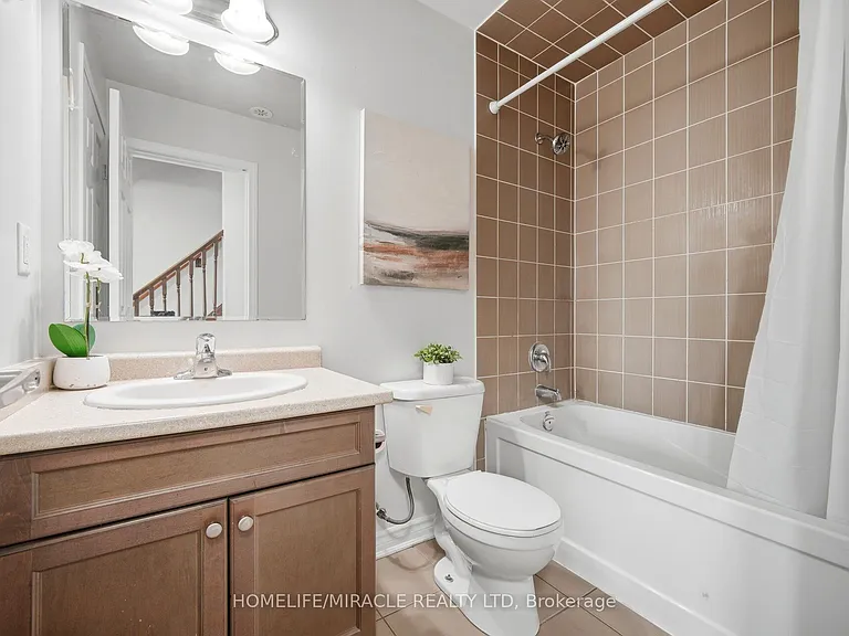 5 Veterans Dr — Photo 5