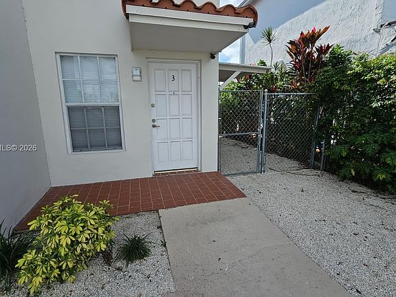 4th image of 5720 SW 5th St #3