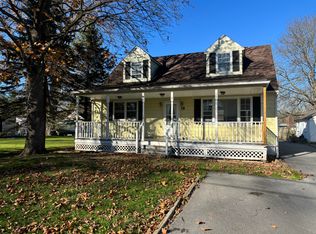 18 Greyson Rd, Rochester, NY 14623