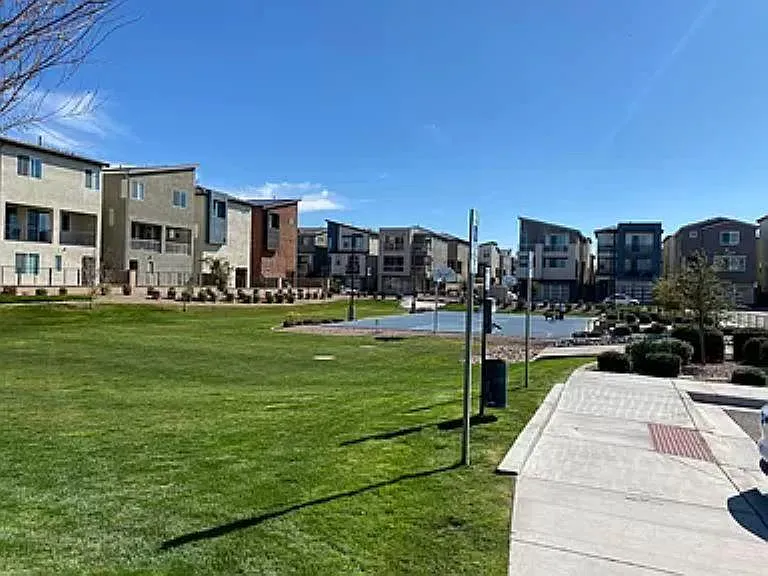 7030 W Post Rd — Photo 34