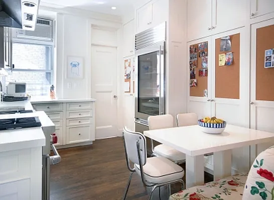 Sold by Warburg | media 1