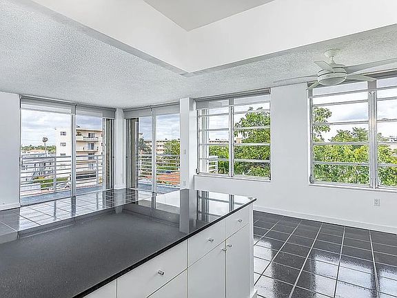 2nd image of 7800 Carlyle Ave APT 4D