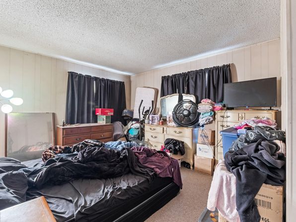 lewiston-maine-120625293 picture