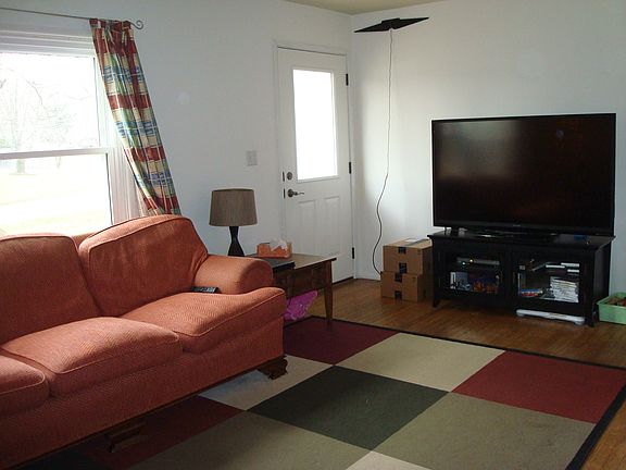3rd image of 4131 Fairlawn Heights Dr SE