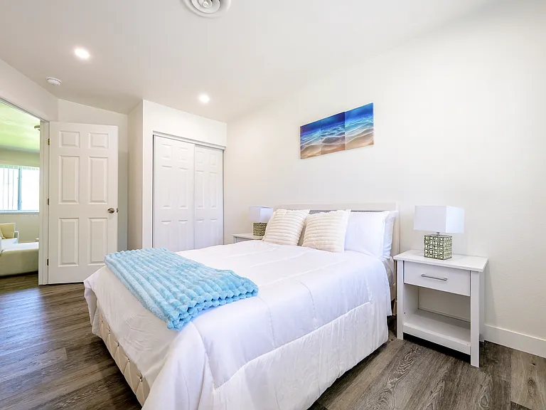9042 El Oro Plaza Dr — Photo 15