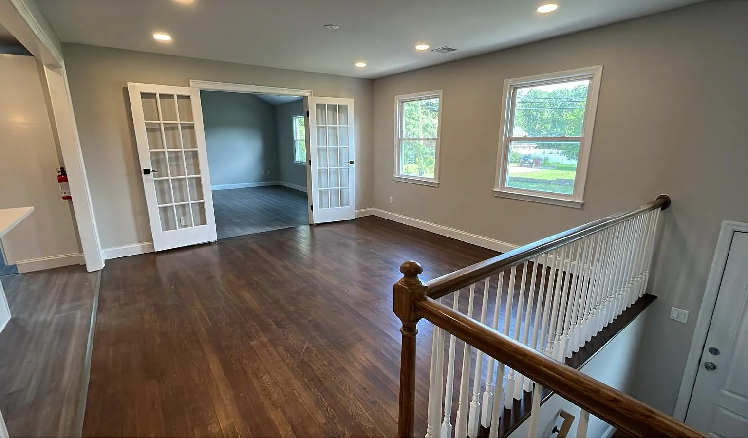 4 bed, 2136 sqft, $3,500 — Photo 3