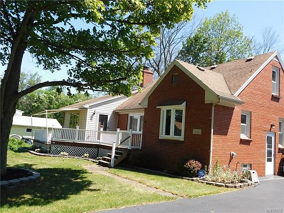 2nd image of 5823 Shoreham Dr