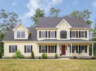 61 Meshomasic Trl, Portland, CT 06480
