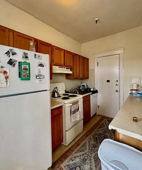 2 Sutherland Rd #55 — Photo 4
