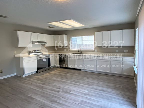 5th image of 2420 Glen Field Dr