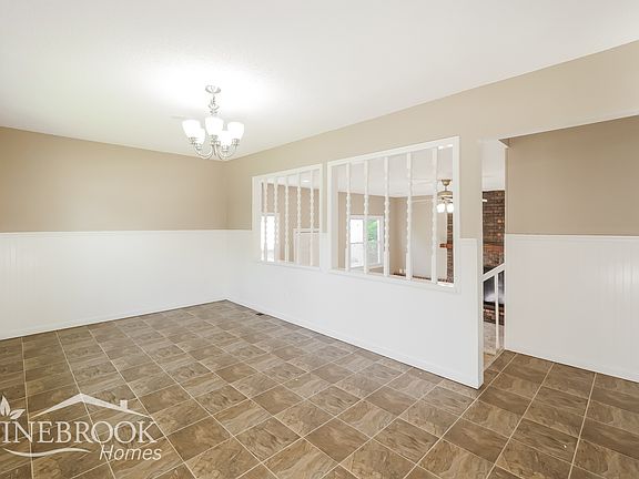 5th image of 18608 E Shoshone Dr
