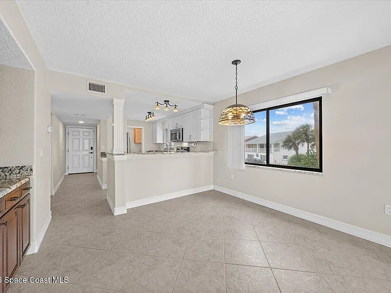 555 Jackson Ave #201 — Photo 15
