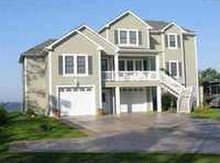333 Mother Vineyard Rd, Manteo, NC 27954