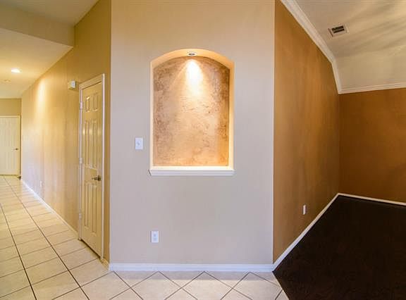 5th image of 9500 Crossvine Ln
