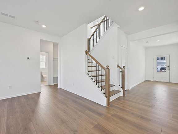 5th image of 116 Seagraves Creek Ln