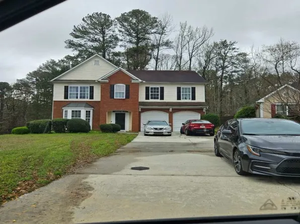 3076 Elmwood Ct, Atlanta, GA 30349