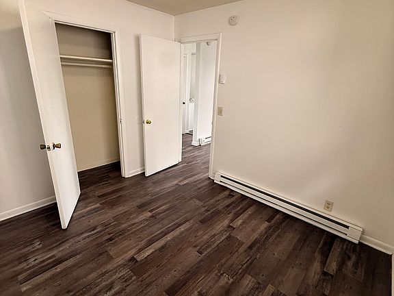 4th image of 25 N Hill St #A