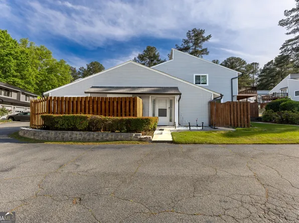221 Twiggs Cor, Peachtree City, GA 30269