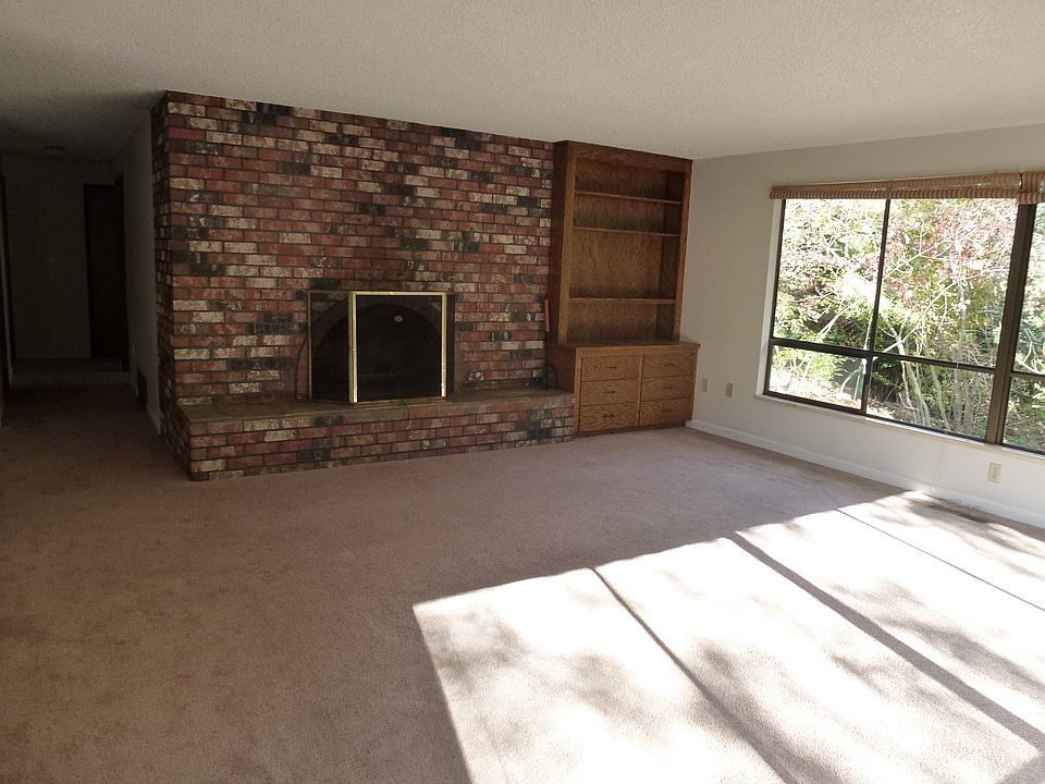 1st image of 20214 132nd Ave NE