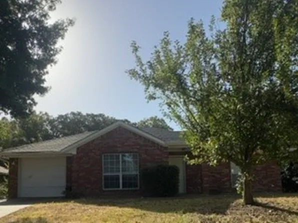 520 Jean Dr, Seagoville, TX 75159
