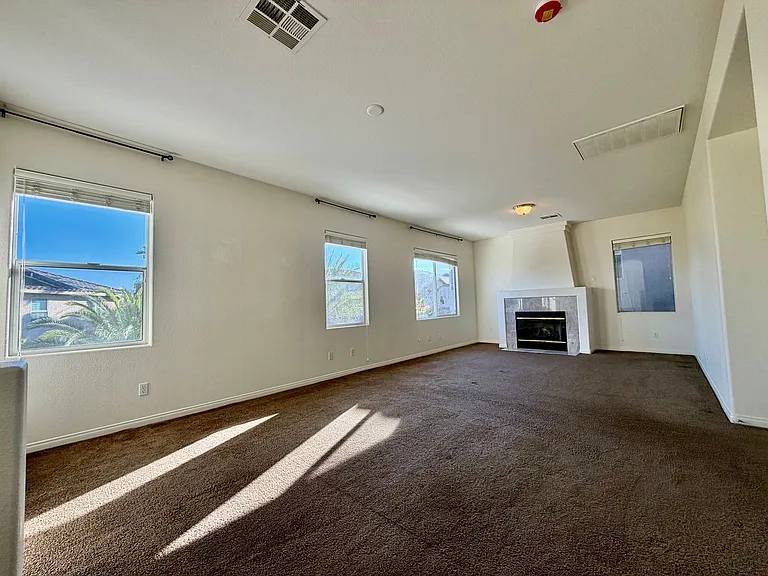 2736 Carolina Blue Ave — Photo 23