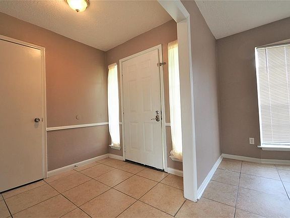 5th image of 10618 Tenneco Dr