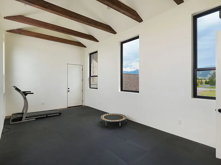 259 Prairie Glen Way — Photo 34
