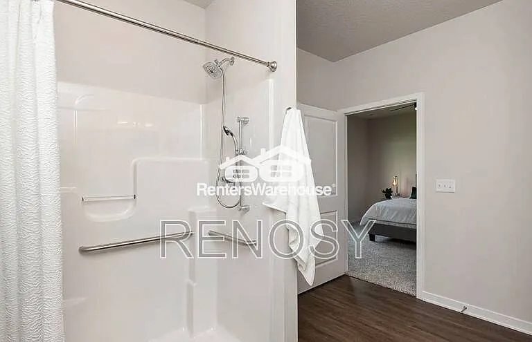3639 NE Kara Ln — Photo 17