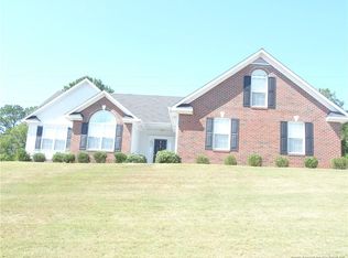 5712 Spreading Branch Rd, Hope Mills, NC 28348