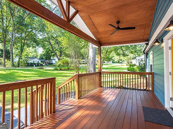 5th image of 3448 Orchard Cir