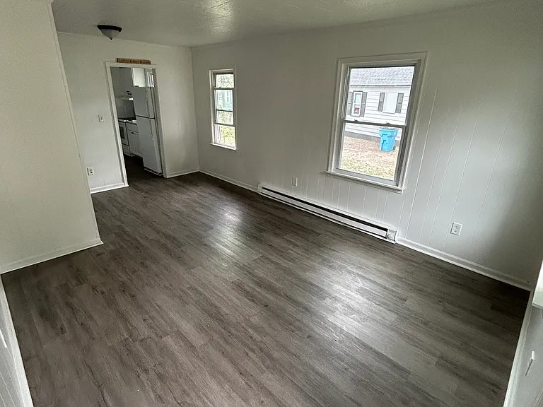 803 East Rd — Photo 2