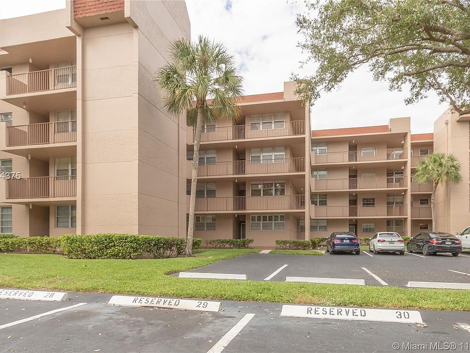1st image of 1811 Sabal Palm Dr APT 401