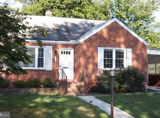 3718 Hill St, Fairfax, VA 22030