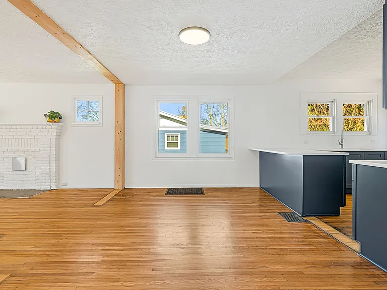 19 Jarrett St — Photo 7