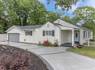 201 S Pliney Cir, Simpsonville, SC 29681