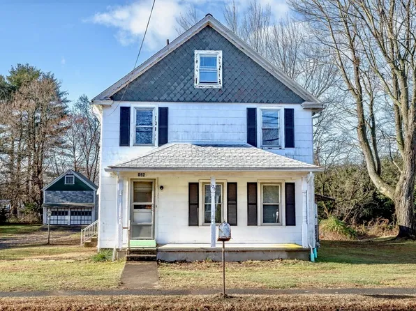 126 Montgomery St, Westfield, MA 01085