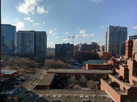 4th image of 1 E 8th St #804