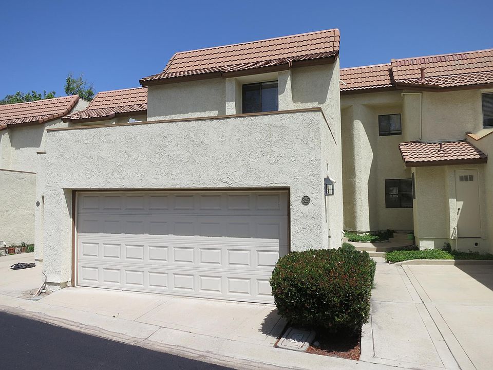 1st image of 825 Lancaster Dr
