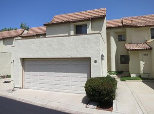 825 Lancaster Dr, Claremont, CA 91711