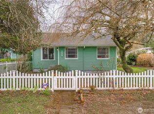 16048 11th Ave SW, Burien, WA 98166