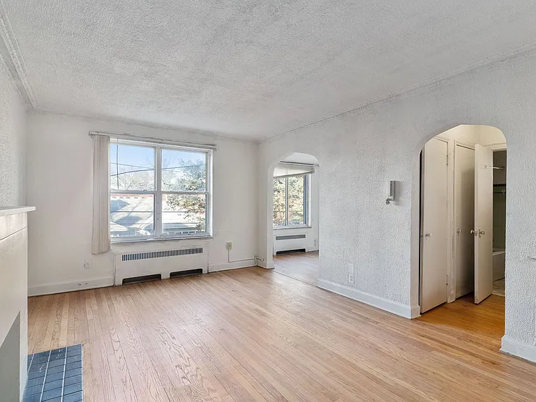 17701 Manderson — Photo 38