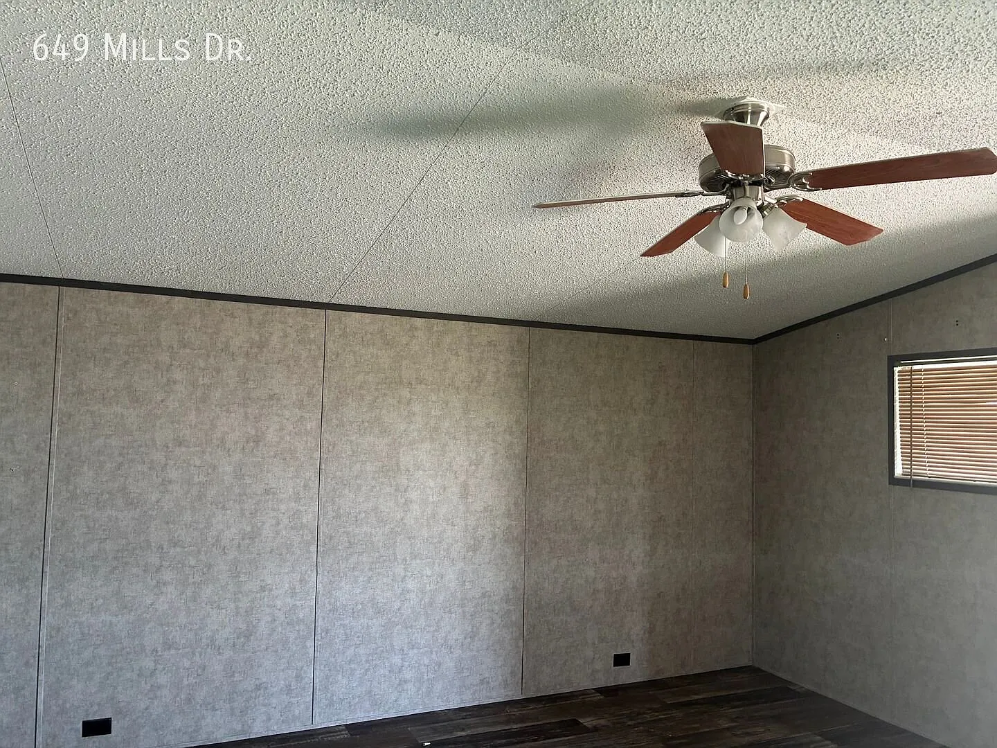 $699 move in special — Photo 3