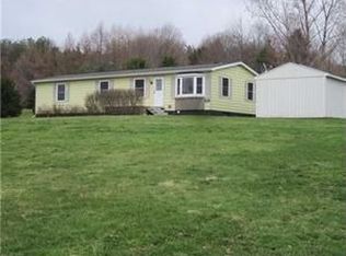 1035 Eagle St, Arcade, NY 14009