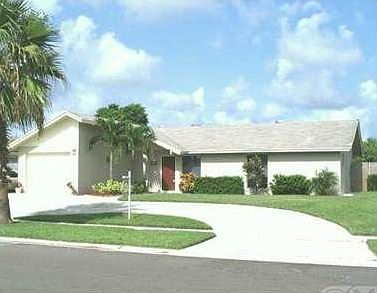 1st image of 9435 Longmeadow Cir